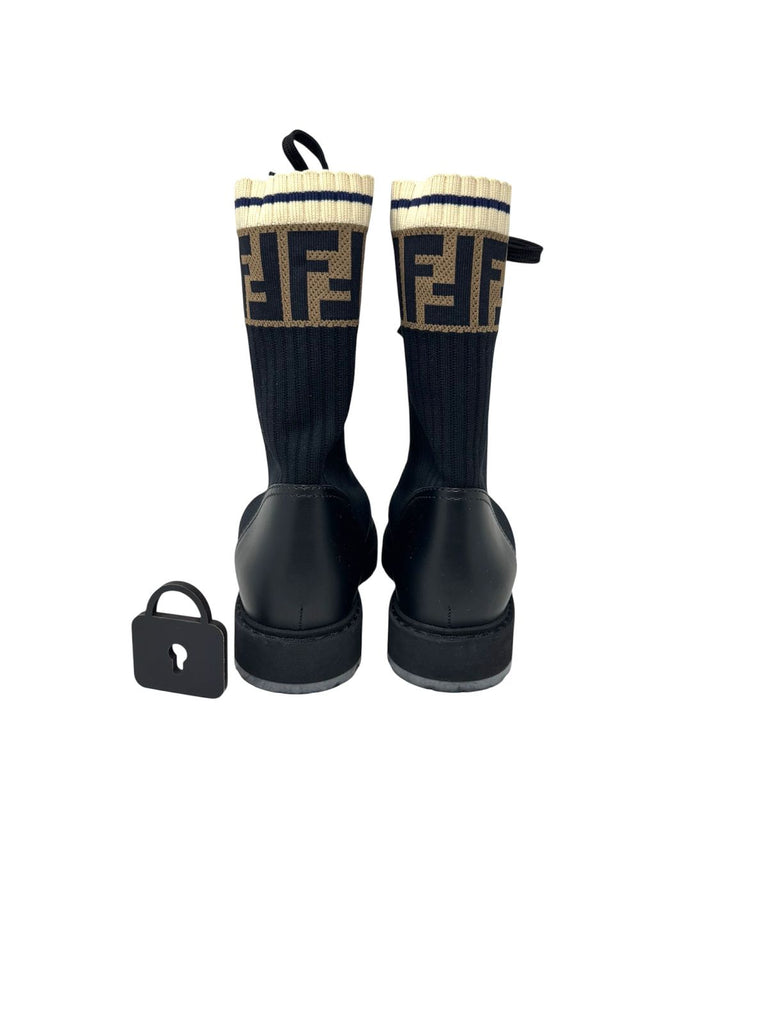 Boots T37 Eu