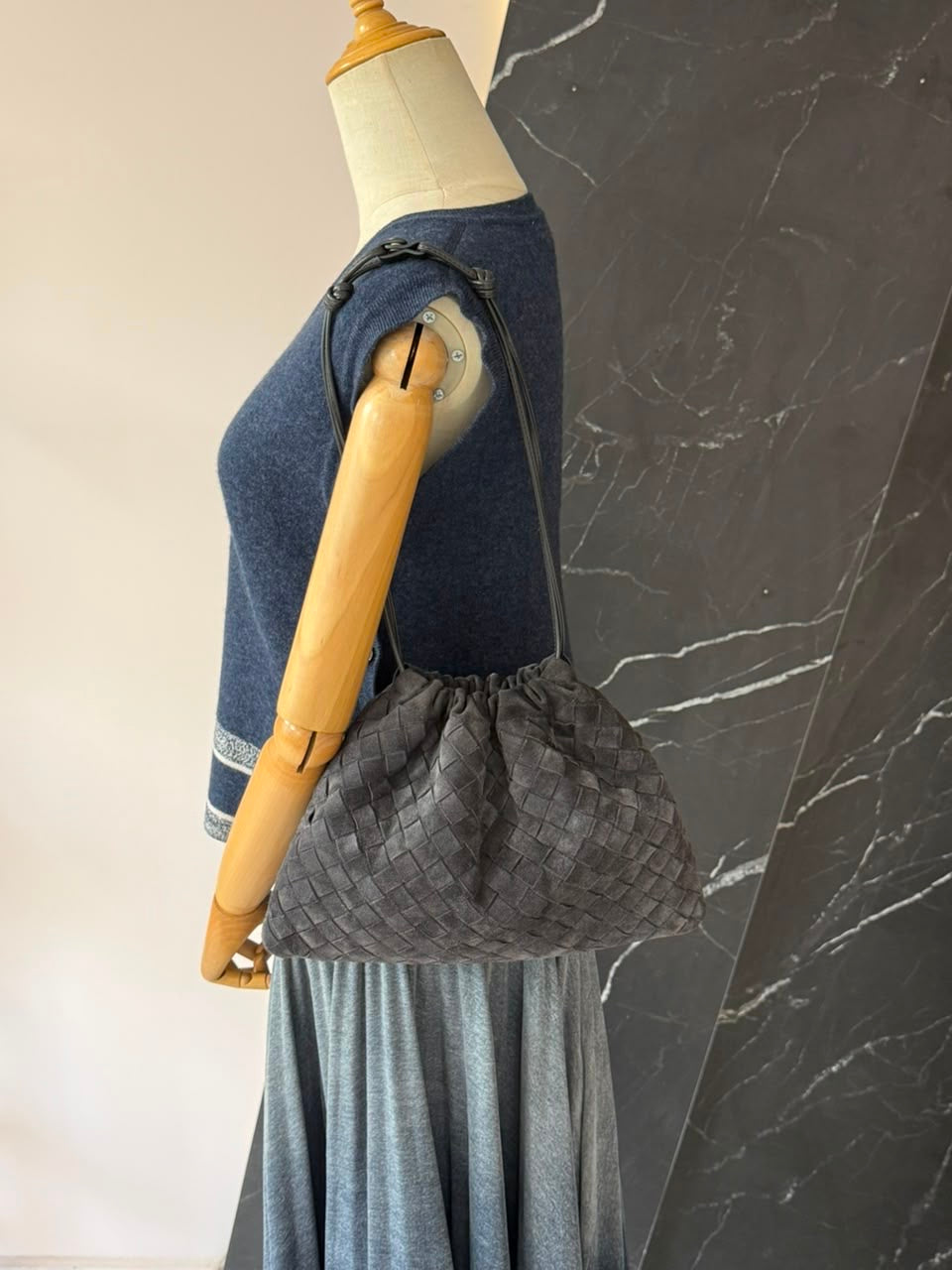 Intrecciato Suede