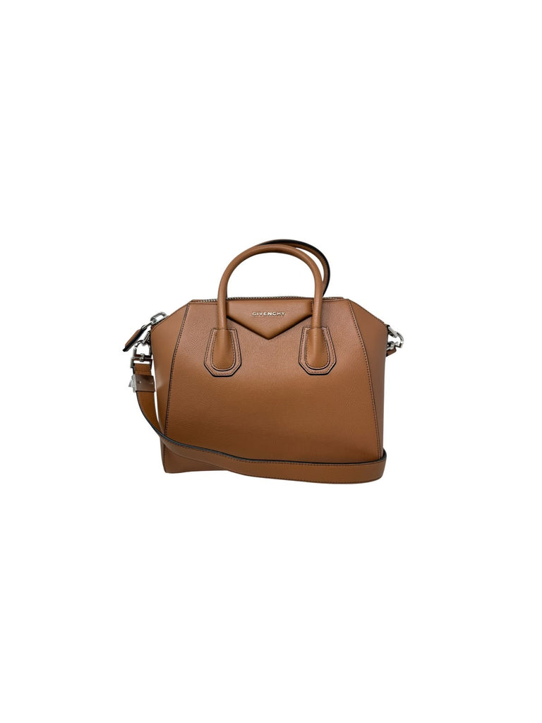 Antigona Camel