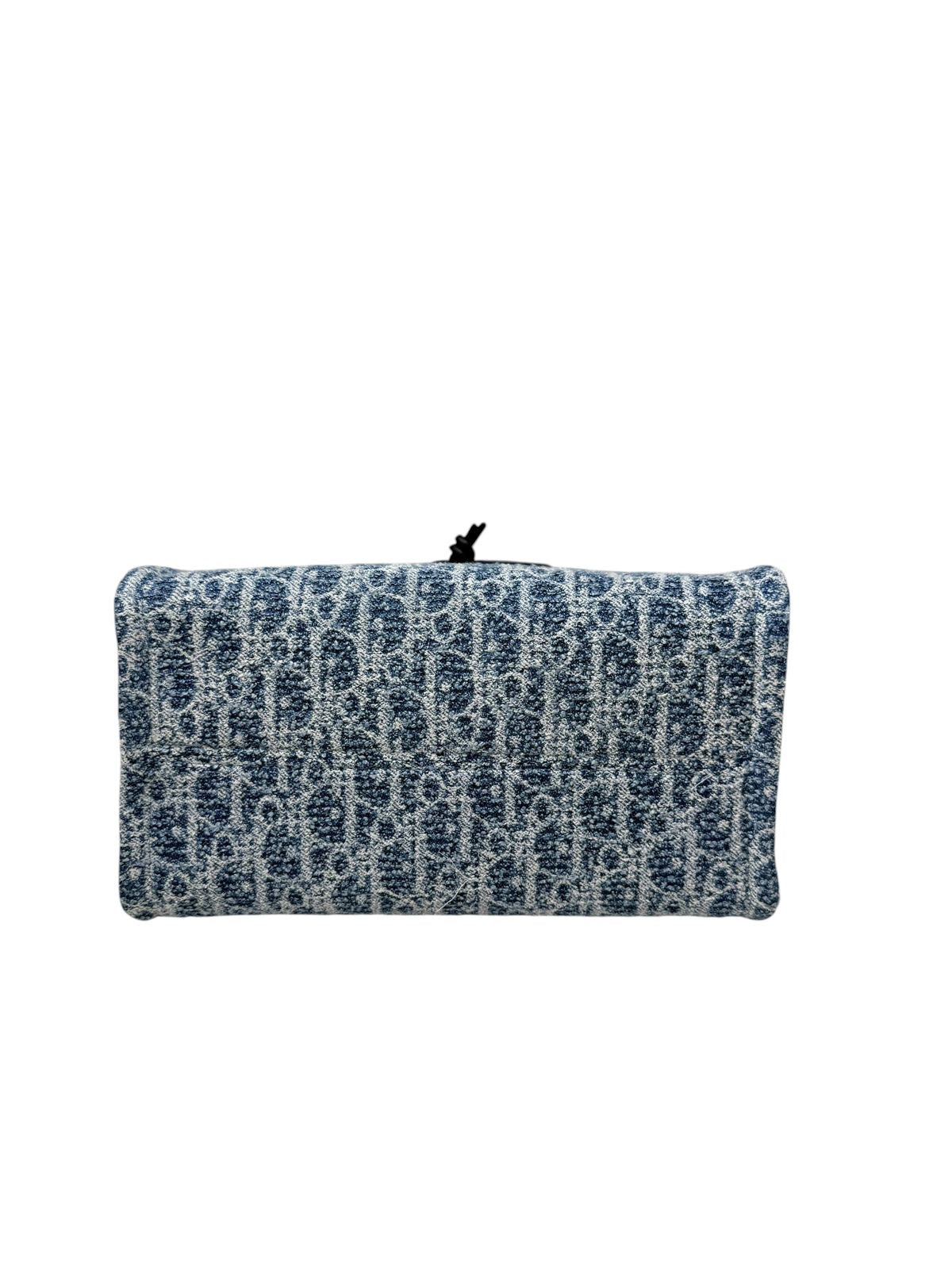 Spongy Book Tote