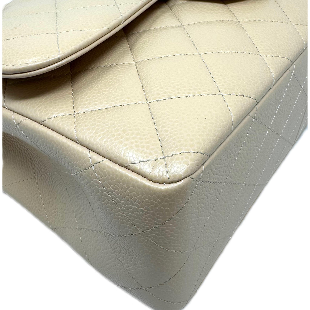 Clásica Jumbo Caviar Nude