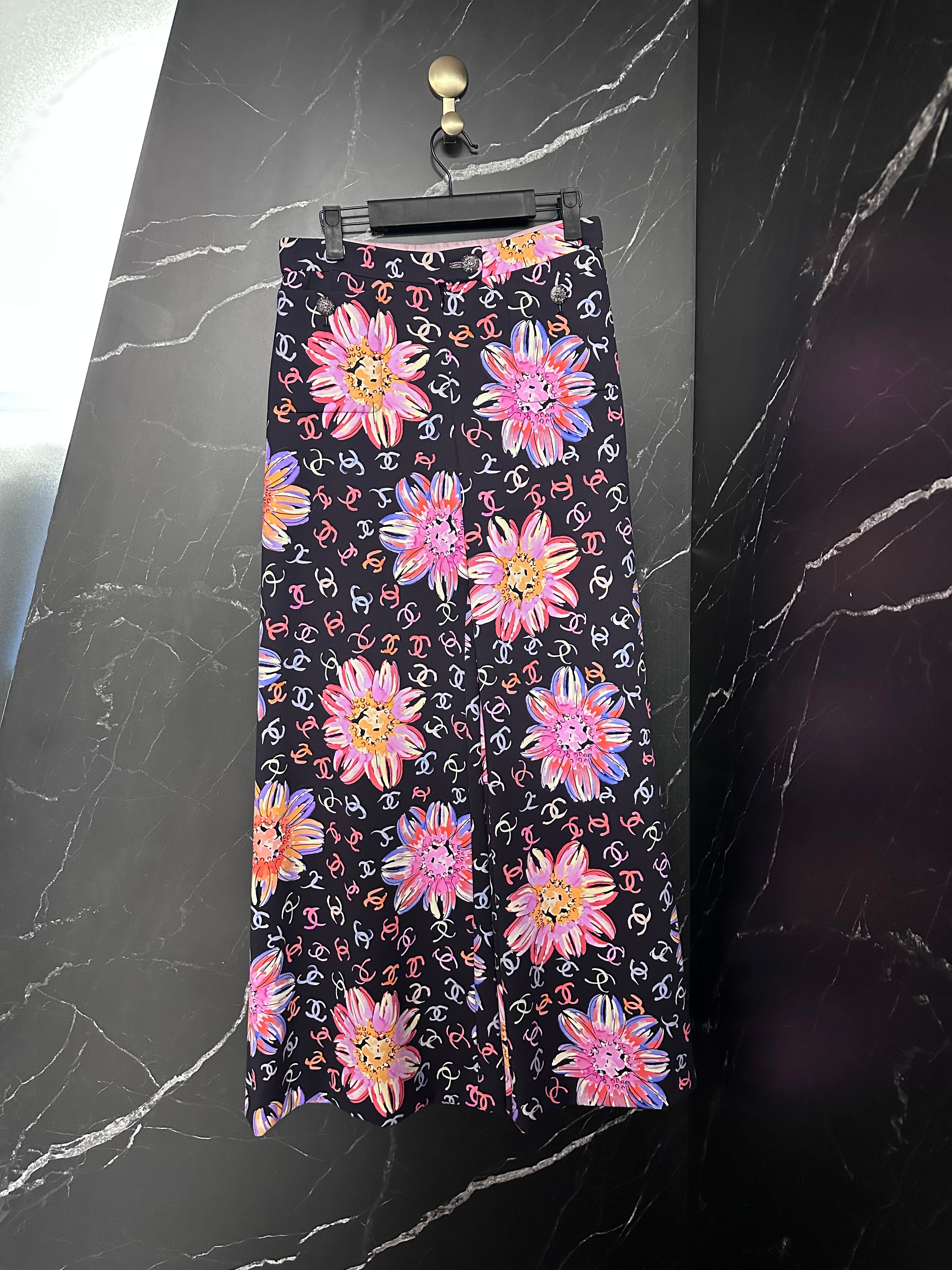 Wide-Leg Pants T-36