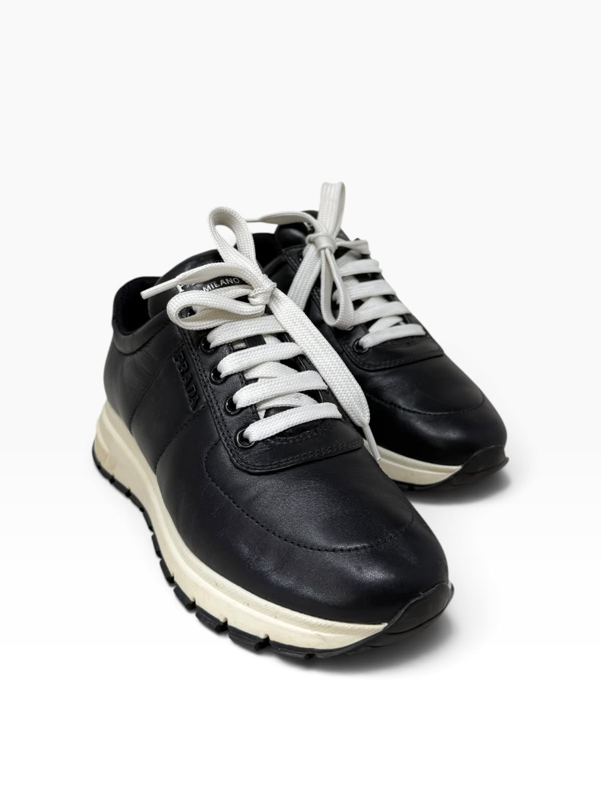 Sneakers T38.5 Eu