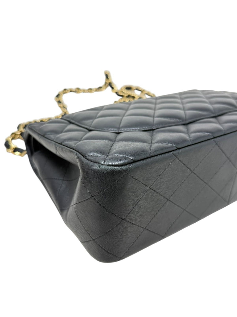 Clásica Jumbo Lambskin