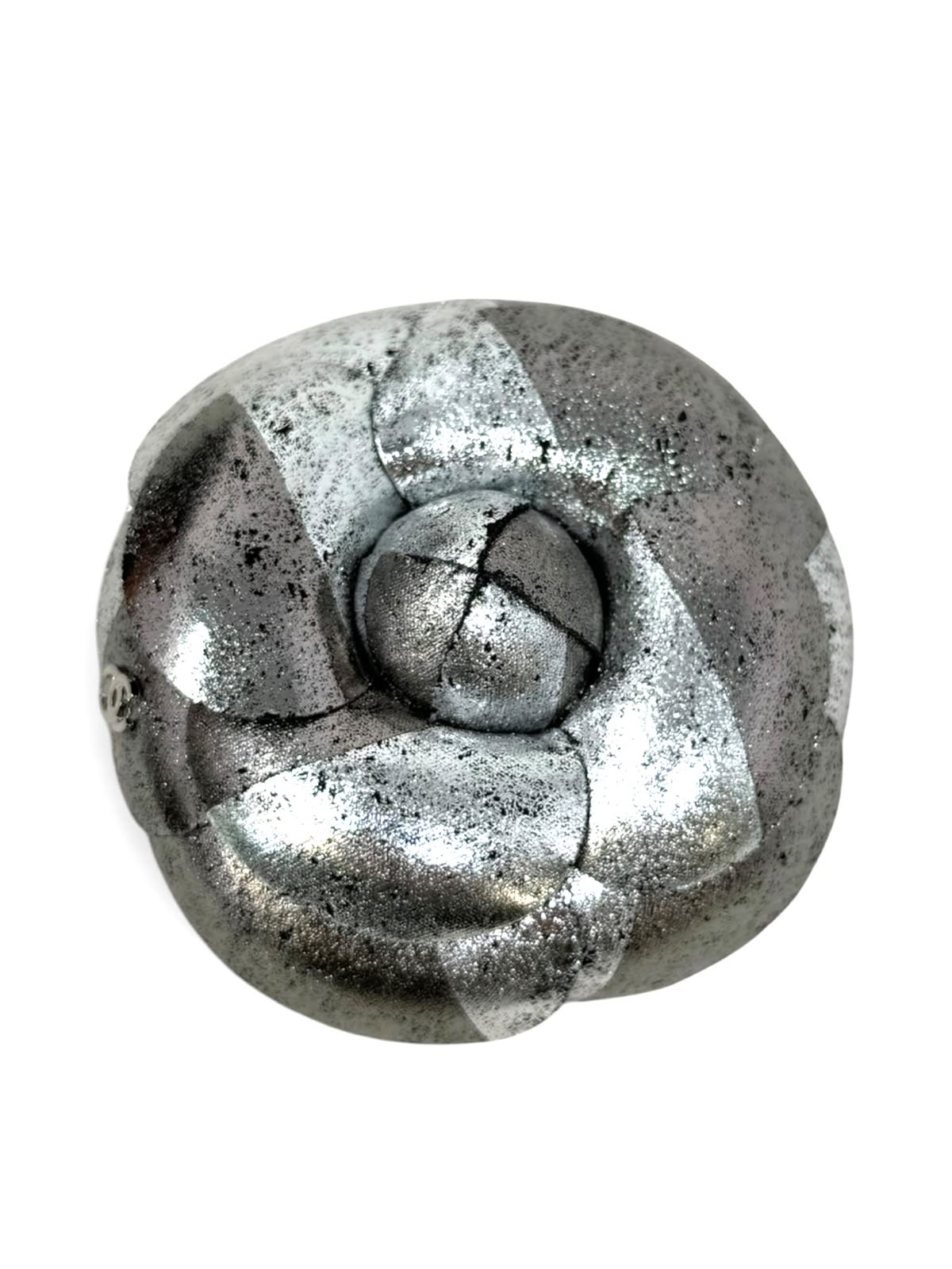 Camelia Metálica Broche