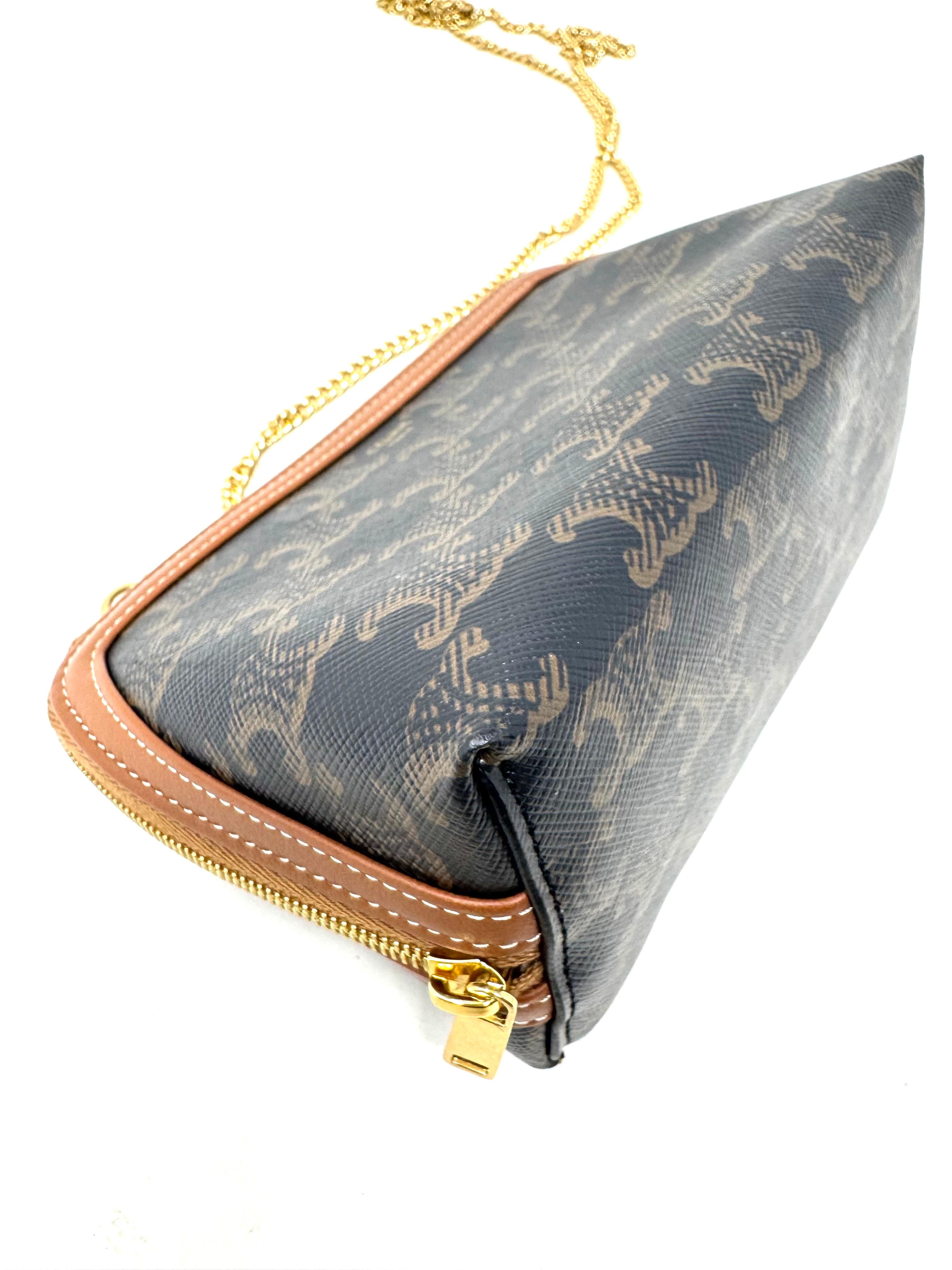 Clutch Monogram
