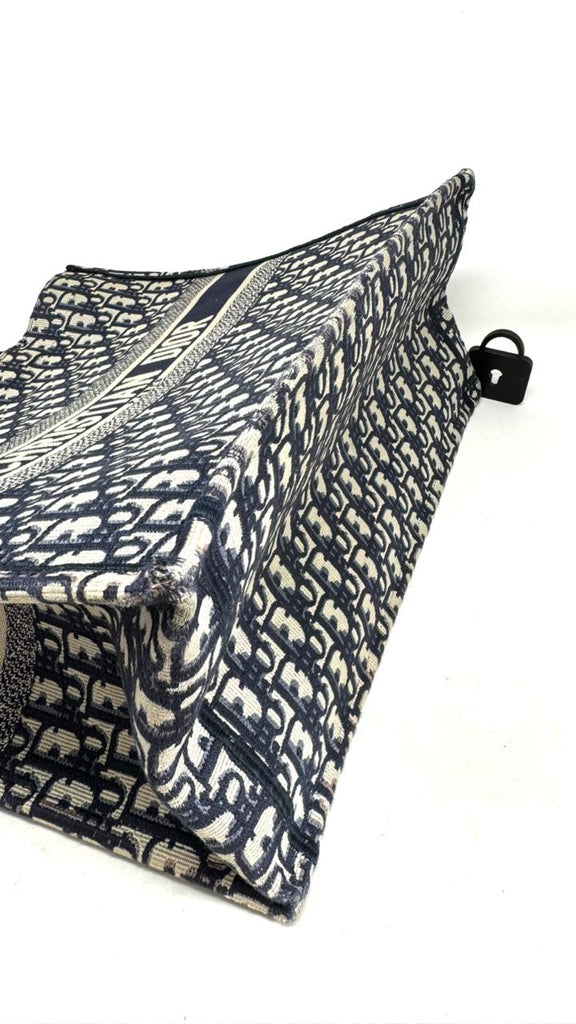Book Tote