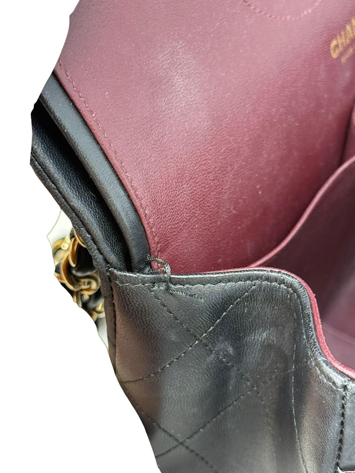 Clásica Jumbo Lambskin