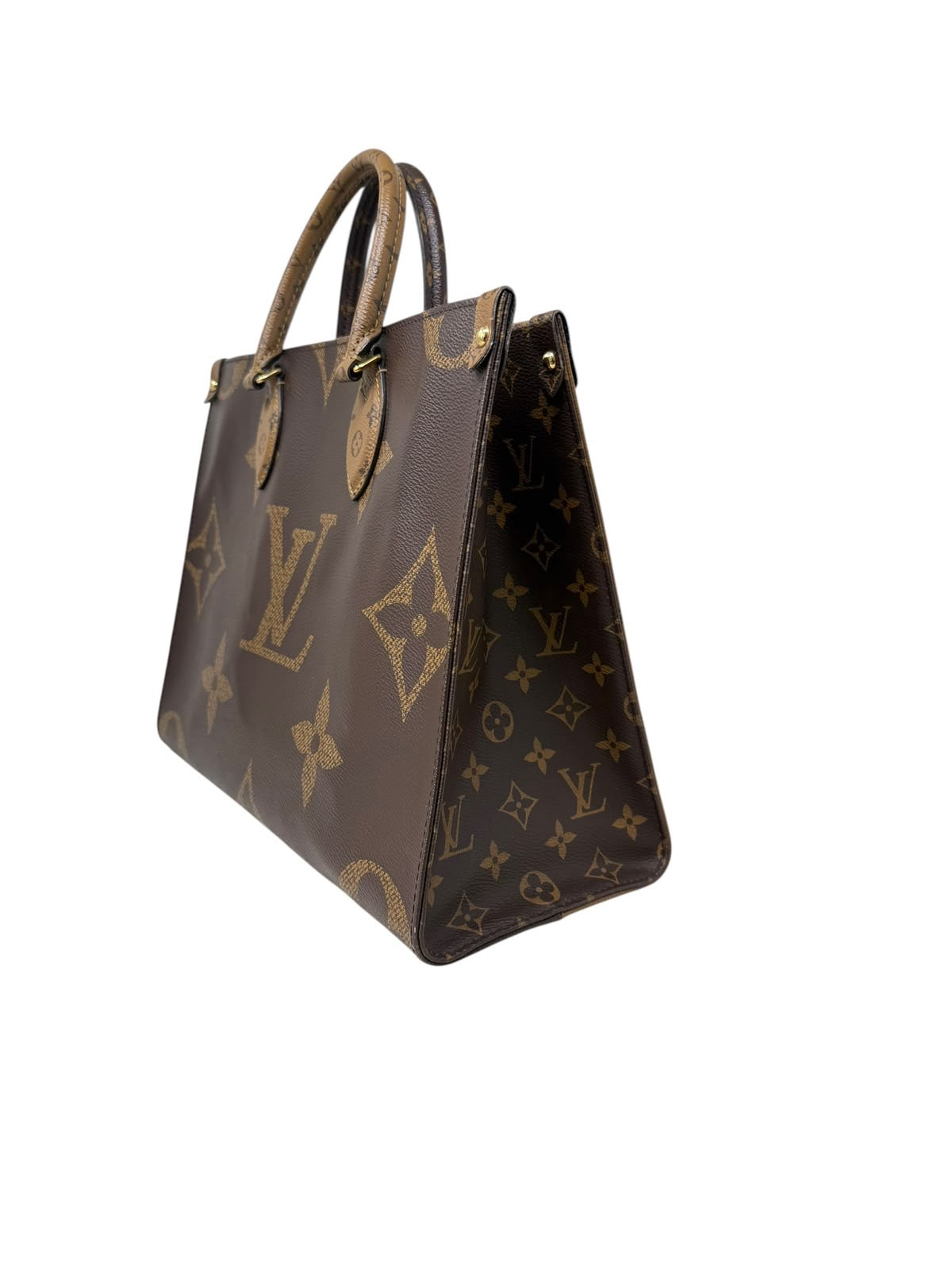 On-The-Go Monogram Giant