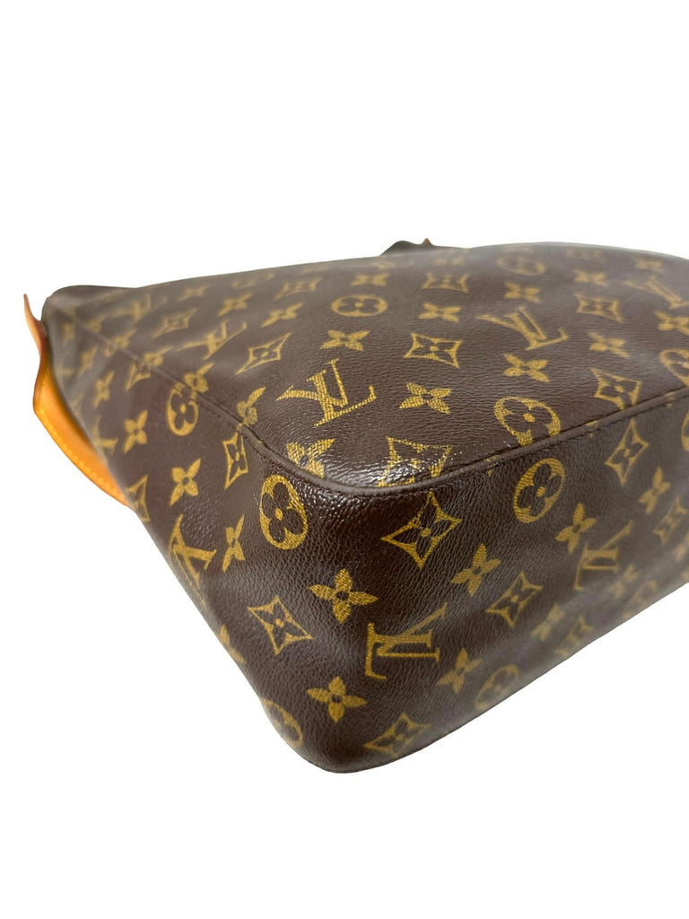 Looping Monogram