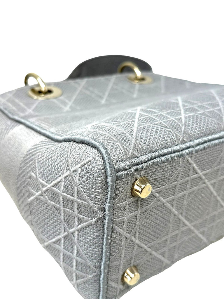 Lady D-Lite Mediana
