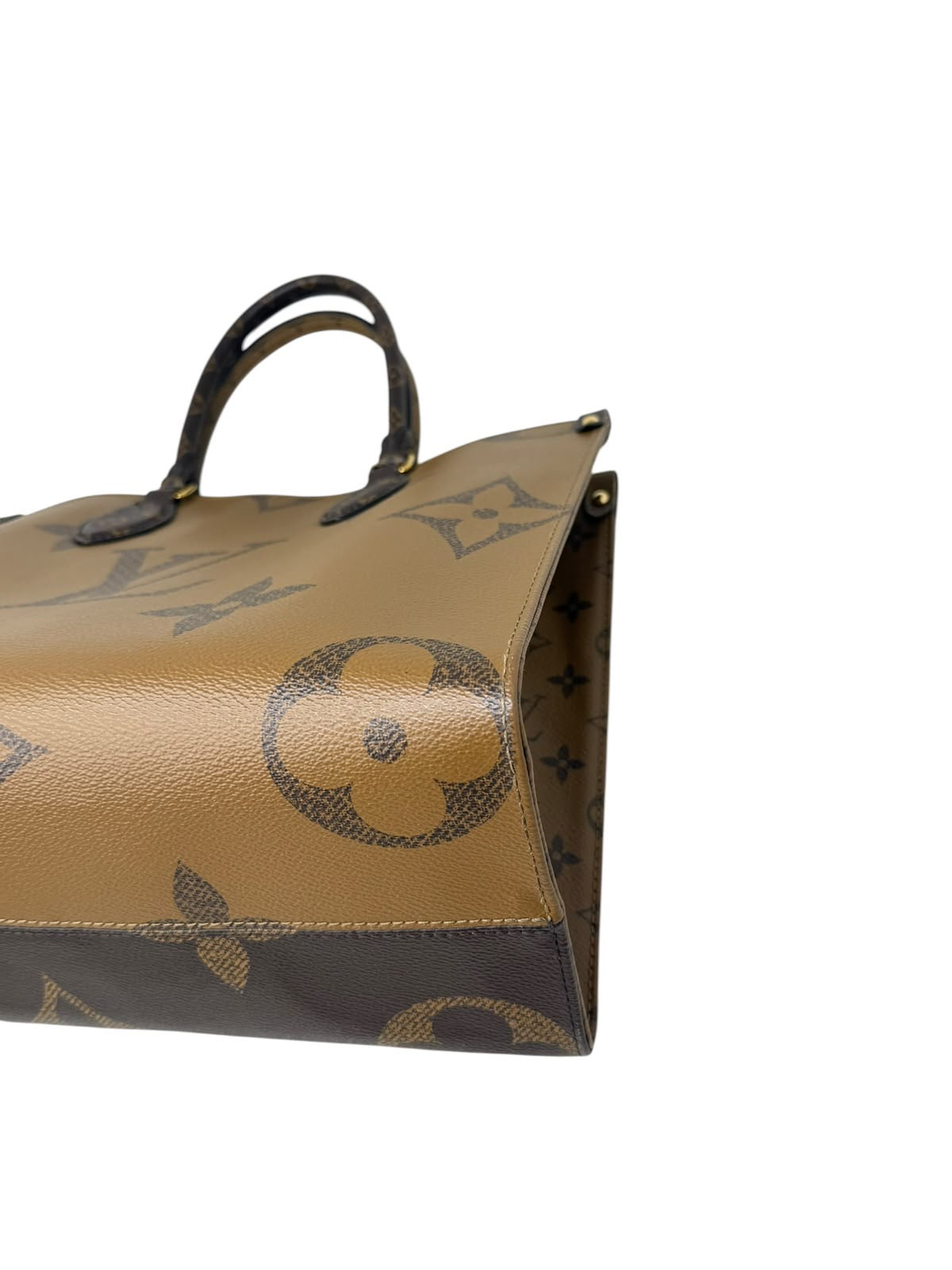 On-The-Go Monogram Giant