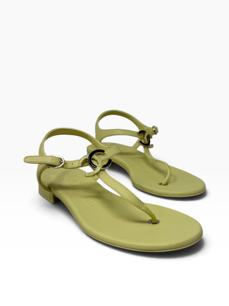 Sandalias T37.5 Eu