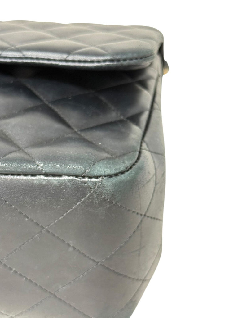 Clásica Jumbo Lambskin