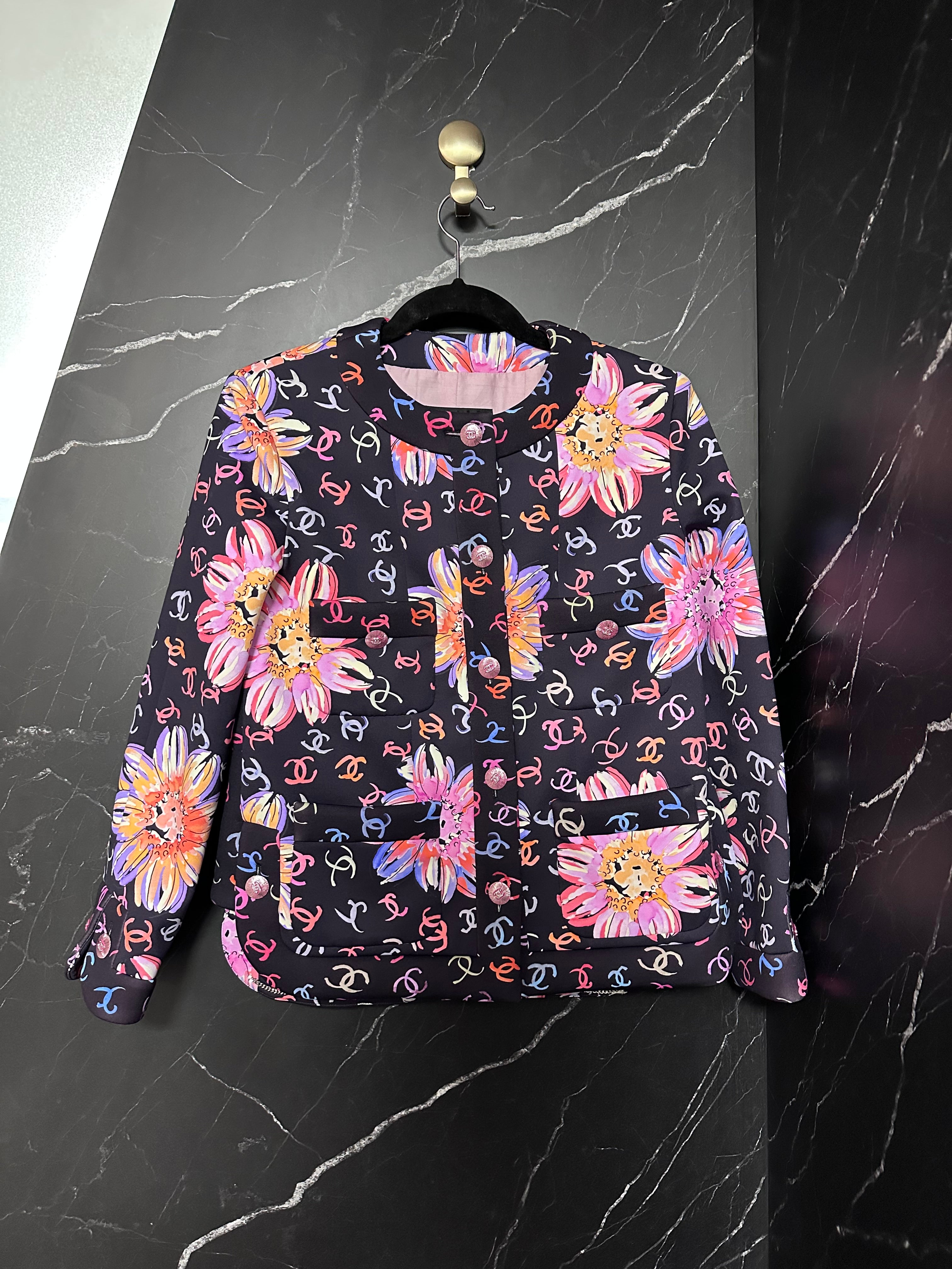 Floral print jacket T-38