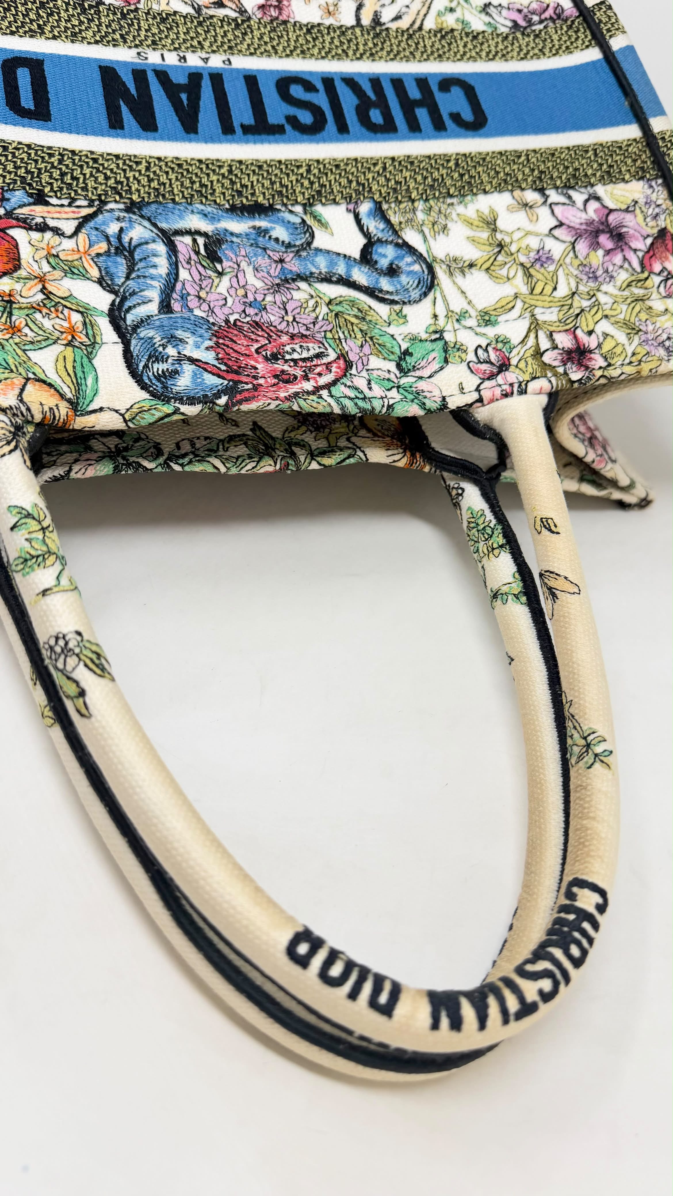 Book Tote Medium
