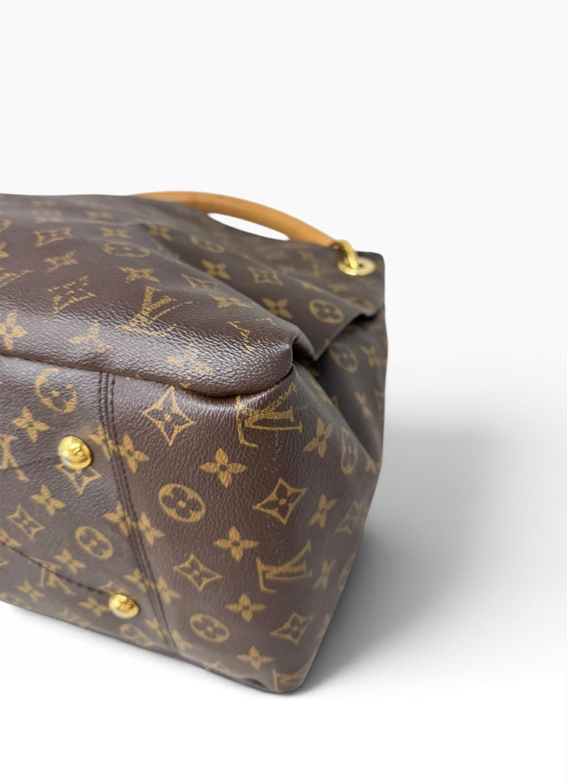 Artsy Monogram MM