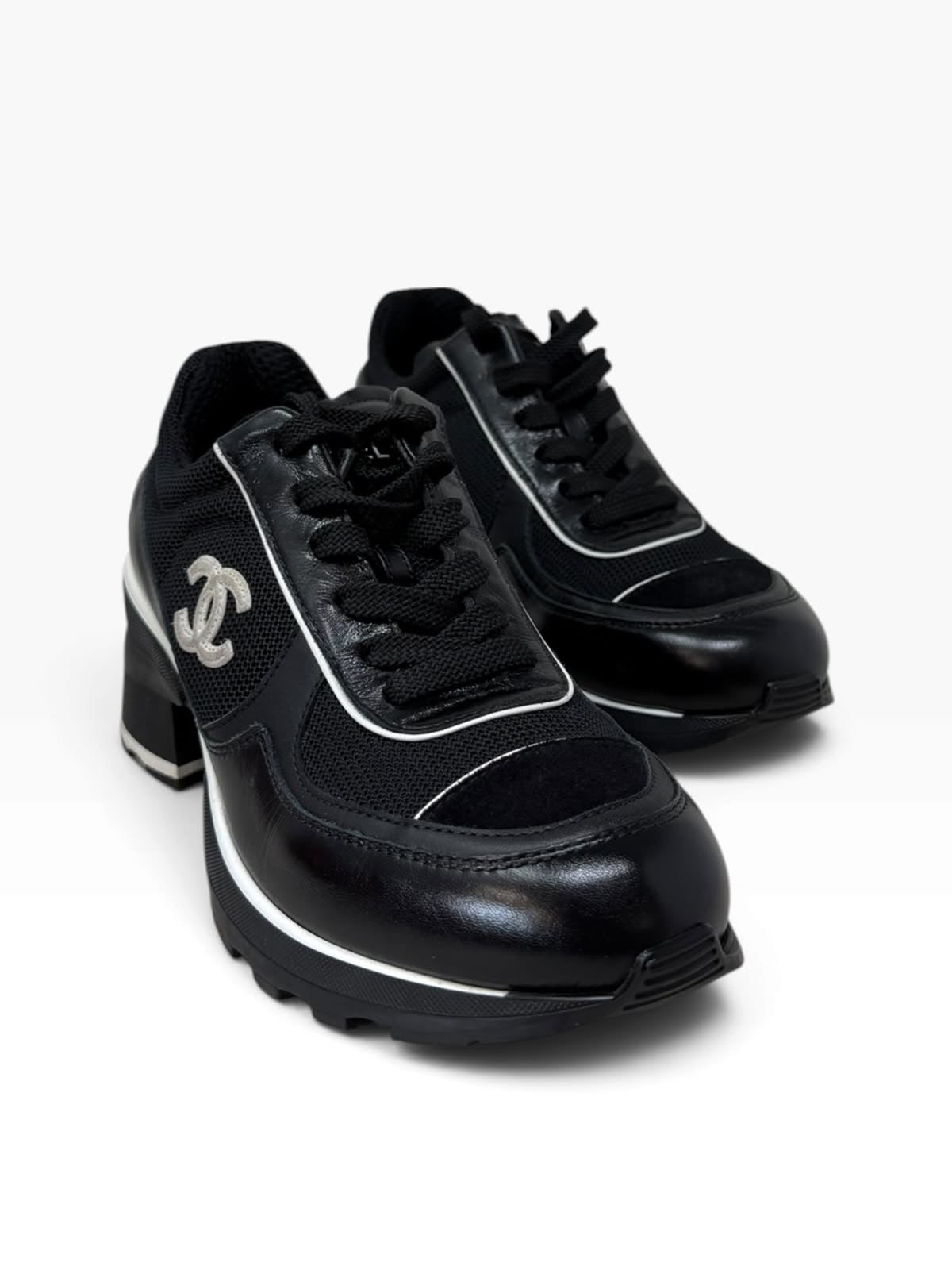 Sneakers T38.5 Eu