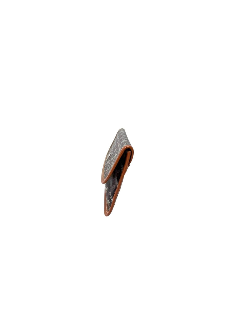 Pouch