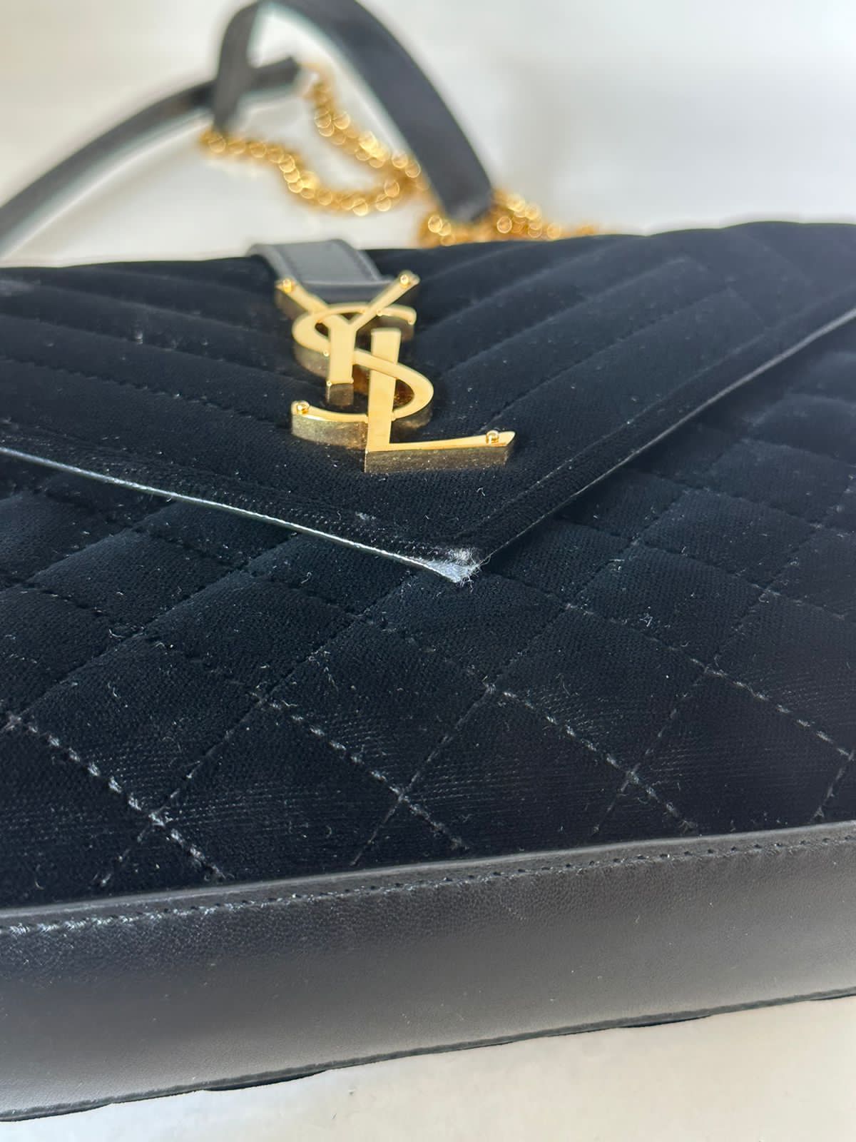 Envelope Velvet
