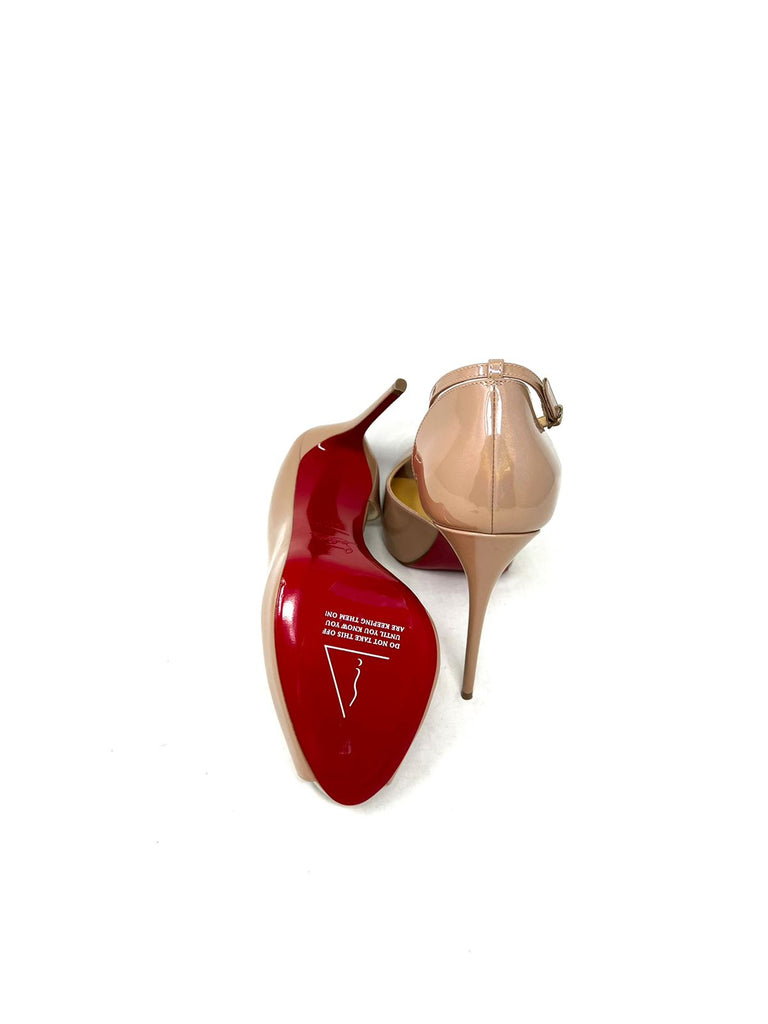 Christian Louboutin Nude T38.5