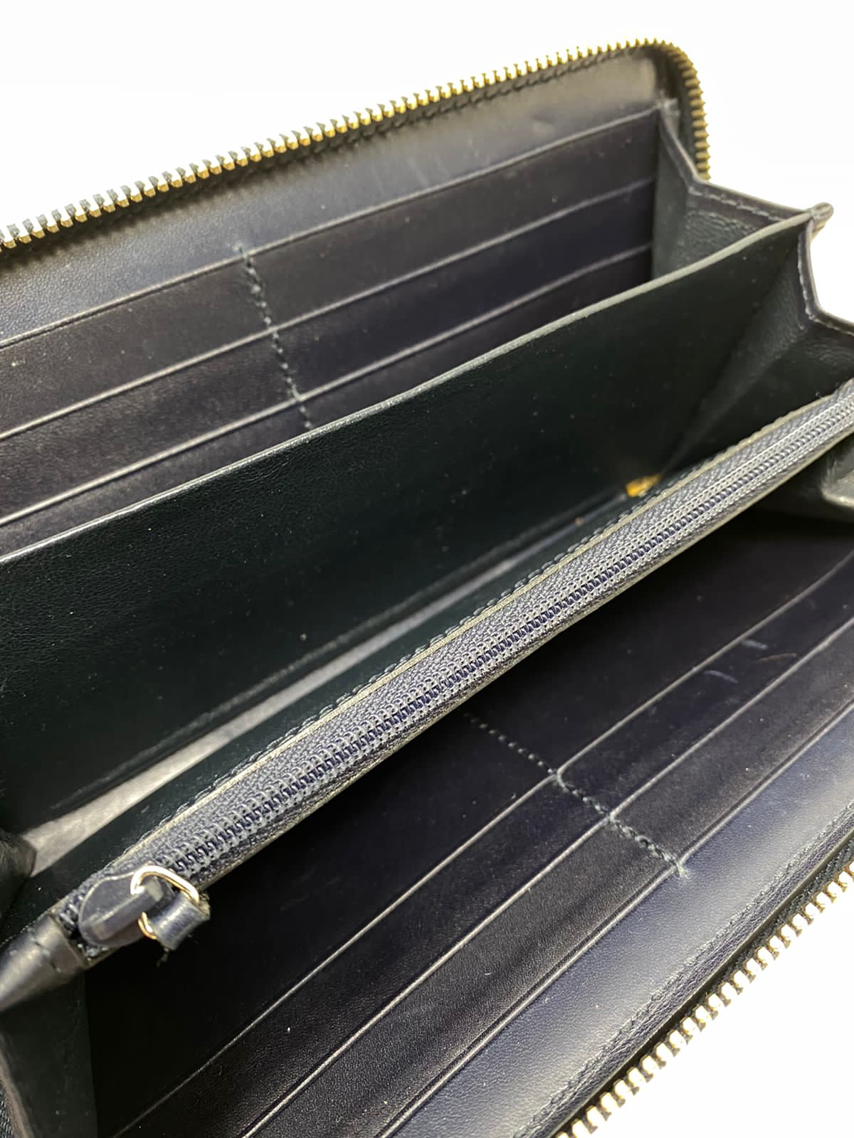 Gucci Zippy Wallet